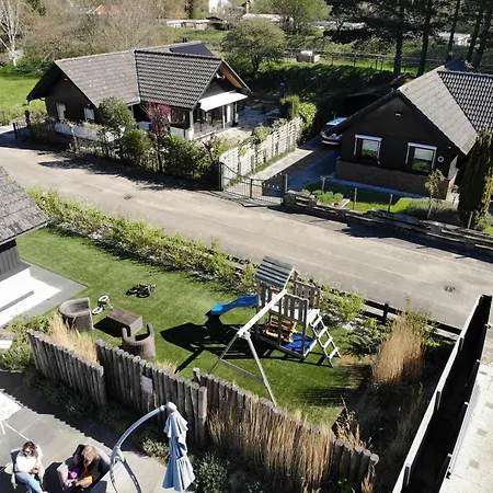 Heerlijke bungalow op 350 meter vanaf het strand!-2